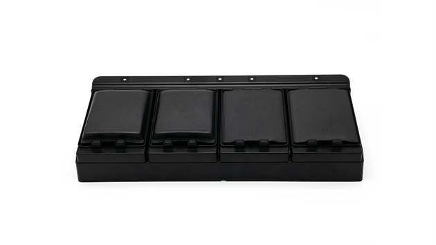 Nautiz X2 four slot battery charger. EU, US, UK, AU plugs included